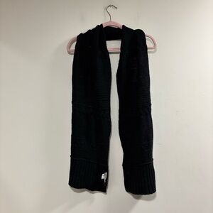UGG Black Cable-Knit Scarf